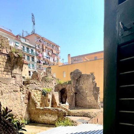 Ferienwohnung Napoli Centro, A Windows On The Monuments Exterior foto